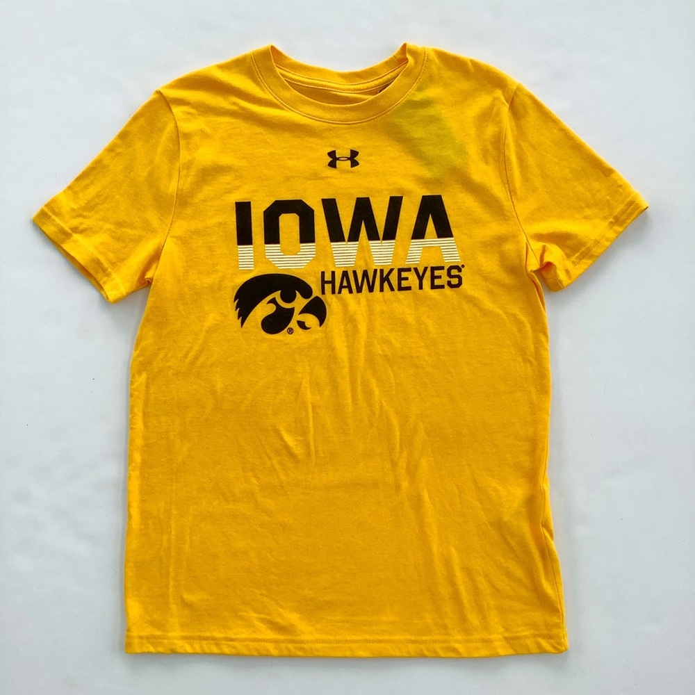 NWT Under Armour Iowa Hawkeyes Gold tee